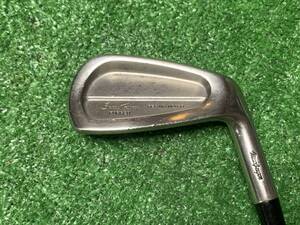 SAI-2820　中古　単品アイアン　マグレガー　Super Tourney　FORGED　REG.NO.M205R　8番アイアン　カーボンシャフト　Flex S