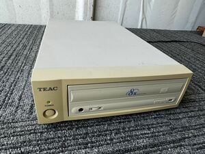 TEAC CD-R551S 外付けCD-Rドライブ本体のみジャンク