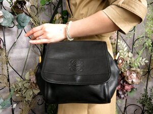 超美品●LOEWE ロエベ●フラップ●アナグラム●カーフ レザー 本革●ショルダー バッグ●黒●ゴールド金具●肩掛け●ヴィンテージ●Js53767