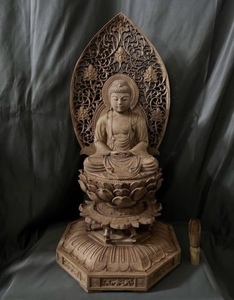 大型高62cm 仏教工芸品　総楠製　井波彫刻　極上彫　木彫仏像　釈迦如来座像