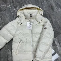 未使用 MONCLER モンクレール ダウンジャケット