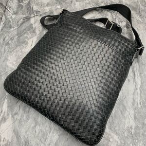 1円【極美品】BOTTEGA VENETA ボッテガヴェネタ イントレチャート メンズ ショルダーバッグ サコッシュ ビジネス 斜め掛け レザー ブラック