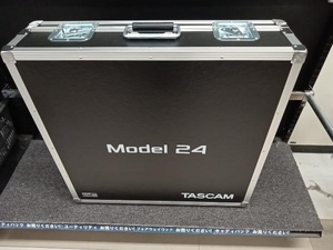 Tascam MODEL24 ケース