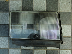 ■ ベンツ W124 300E 前期 純正 ヘッドライトレンズ 右 中古 0008201166 BOSCH ヘッドライト レンズ 260E 230E 部品取りあり ■