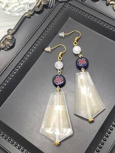 ★ハンドメイド イヤリングorピアス　７７３　樹脂フック・バネ(クリップ)式イヤリング金具など無料　クラック水晶　ミルフィオリ★