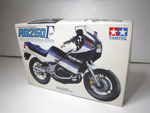 未組立 TAMIYA/タミヤ SUZUKI RG250 Γ ガンマ スズキ プラモデル オートバイ 発送80サイズ