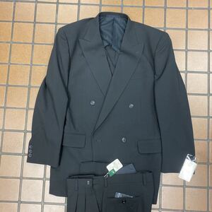 新品　NIKKE ニッケの礼服Wスーツ　フォーマル　冠婚葬祭　サイズA6 ノーベンツ　2タック　アジャスター付き　最高級生地サラサラすべすべ