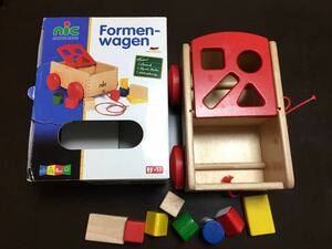 木製おもちゃ ドイツ nic社 Formen-wagen