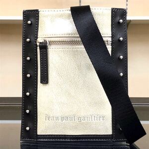 【ジャンポールゴルチエ】本物 Jean Paul GAULTIER ショルダーバッグ ロゴモチーフ 斜め掛け ポシェット レザー×PVC系 メンズ レディース 