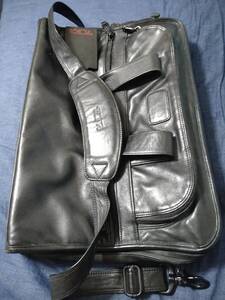 ★★★★★極上美品　総革製　ツミ　TUMI　ビジネスバッグ　【本物保証】