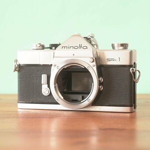 [美品] 完動品◎ミノルタ SR-1 ボディ フィルムカメラ #675