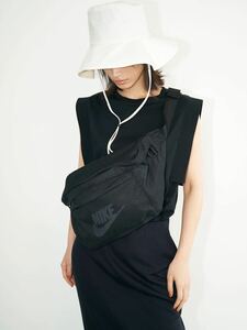 新品 10L ナイキ NIKE ビッグサイズ テック ヒップ パック ショルダーバッグ ボディバッグ 黒