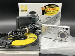 1円〜　Nikon COOLPIX 3700 ニコン シルバー デジタルカメラ コンデジ　コンパクトデジタルカメラ　カメラ　デジカメ　クールピクス