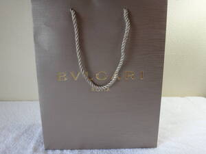 未使用新品　BVLGARI　紙袋　　1枚(中サイズ）2020年１０月５日入手