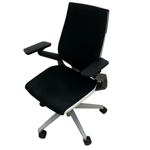 【動作保証】Steelcase Gesture オフィスチェア 中古 良好 楽 Y8935527