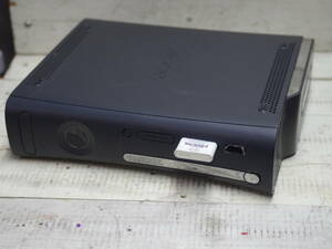 M10329 XBOX360 CONSOLE 120GB 動作チェックなし 傷有り サイズ80 0601