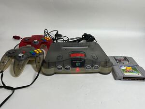 【中古品】【通電可】 Nintendo 任天堂 64 model NUS-001 ソフト2点 ピカチュウげんきでちゅう ゼルダの伝説 NUS-006 コントローラ2点 