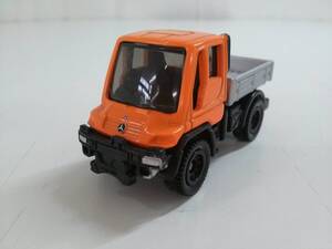 【OC-0628】[中古品]トミカ メルセデスベンツ ウニモグ 2011年 1/88 No.22 [KO]