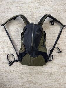 ARC’TERYX ARRO 16 アークテリクス アロー 16 BACKPACK バックパック リュック グリーン／ブラック