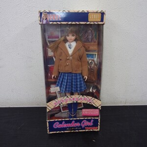 WA301 未開封品 当時物 ジェニーちゃん カレンダーガール ８月 全日本女子高生制服通り 国際科外語コース 着せ替え人形 TAKARA ドール 人形