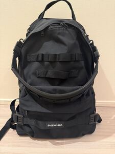 ★★美品　バレンシアガ BALENCIAGA リュックサック/バックパック アーミー黒バッグ　使用感なし★★