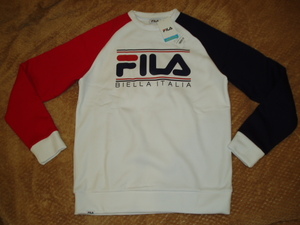 新品★FILA フィラ のBIGロゴ入りトレーナーで 【men