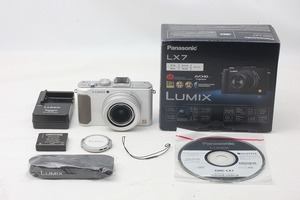 ◆超極上美品◆パナソニック Panasonic LUMIX DMC-LX7 ホワイト 付属品満載 元箱◇M46317