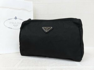 ◆超美品◆PRADA プラダ◆ナイロン カーフ レザー 本革◆ポーチ◆ブラック シルバー金具◆三角ロゴプレート◆小物入れ◆A8526