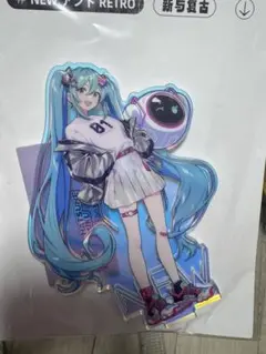 初音ミク　ホログラムアクリルスタンド　レトロフューチャー