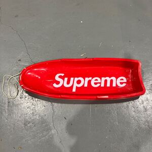 【A-99】Supreme Sled Red 2017AW ソリ 全長x幅x高さ(cm)](118.5x44x10) プラスチック製