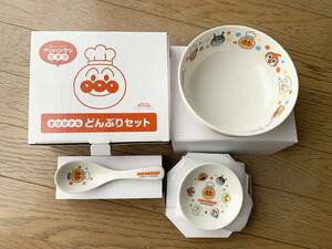 ② 新品 アンパンマン オリジナル どんぶりセット 小皿 れんげ　どんぶり 茶碗 ニューボン 陶磁器 バイキンマン コキン ドキン だだんだん