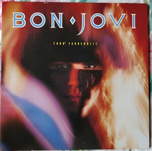 美品 LP国内盤 BON ・JOVI // 7800゜FAHRENHEIT 1985年発売大判ポスターその他付録、解説、歌詞付き