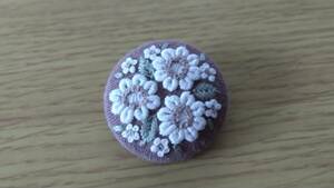 お花　刺繍ブローチ