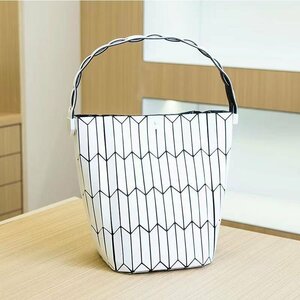 BAO BAO ISSEY MIYAKE バオバオ イッセイミヤケ レディースファッション ショルダーバッグ ハンドバッグ 中古 ■ ポリエステル