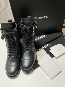 CHANEL ★レースアップブーツ