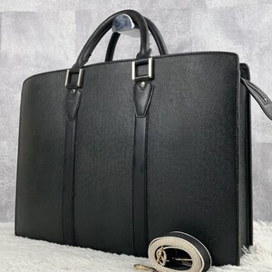 美品 ルイヴィトン LOUISVUITTON A4 通学 通勤 書類 メンズ ビジネスバッグ ブリーフケース レザー タイガ ロザン ファスナー 斜め掛け 黒