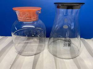 ◆28◆PYREX■2点セット◇パイレックス■電子レンジ用◆蓋付きカップ◆耐熱ガラス◆