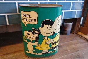 ビンテージ 1970‘s スヌーピー snoopy ゴミ箱 trash box 缶 アメリカ製 USA チャーリーブラウン PEANUTS インテリア