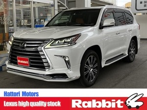 LX 570 4WD サンルーフ　リアエンターテイメント