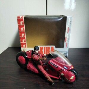 マクファーレントイズ 金田とバイク アキラ AKIRA KANEDA ON MOTORCYCLE 3D McFARLANE TOYS フィギュア