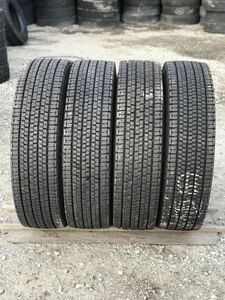 3133 ブリヂストン　11R22.5 スタッドレス　4本セット