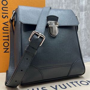 【極美品】ルイヴィトン LOUIS VUITTON タイガ ルカ ショルダーバッグ メッセンジャー レザー アルドワーズ 黒 メンズ ビジネス M31192