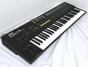 ヤマハ YAMAHA シンセサイザー DX7 II-FD【現状品】