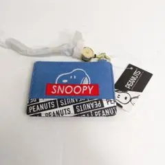 SNOOPY　パスケース　スヌーピー　ピーナッツ　PEANUTS 新品　定期入れ