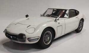 ハセガワ1/24　トヨタ2000ＧＴ前期型　プラモデル　塗装済み完成品　ケース付き