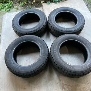 バリ溝　195/65R15 TOYO OBSERVE GARIT GIZ 2021年製 スタッドレス　4本セット