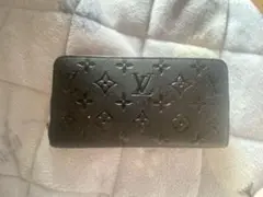 VUITTON 長財布