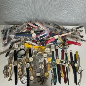 腕時計 大量おまとめ品 セイコー/SWATCH/RICOH/SBB CFF FFS/ORIENT/ALBA/カシオ/アニエスベー/など