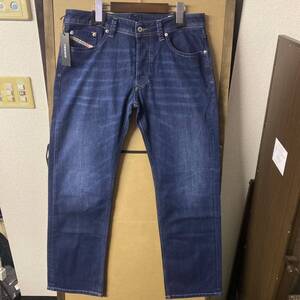 【新品】DIESEL デニム LARKEE REGULAR-STRAIGHT W33 L30