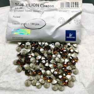 ☆ほぼ未使用 SWAROVSKI スワロフスキー ヴィンテージ ルース 1028 39SS 1gross Smoked Topaz 220 スモークトパーズ 裸石 グルーデコ R-284